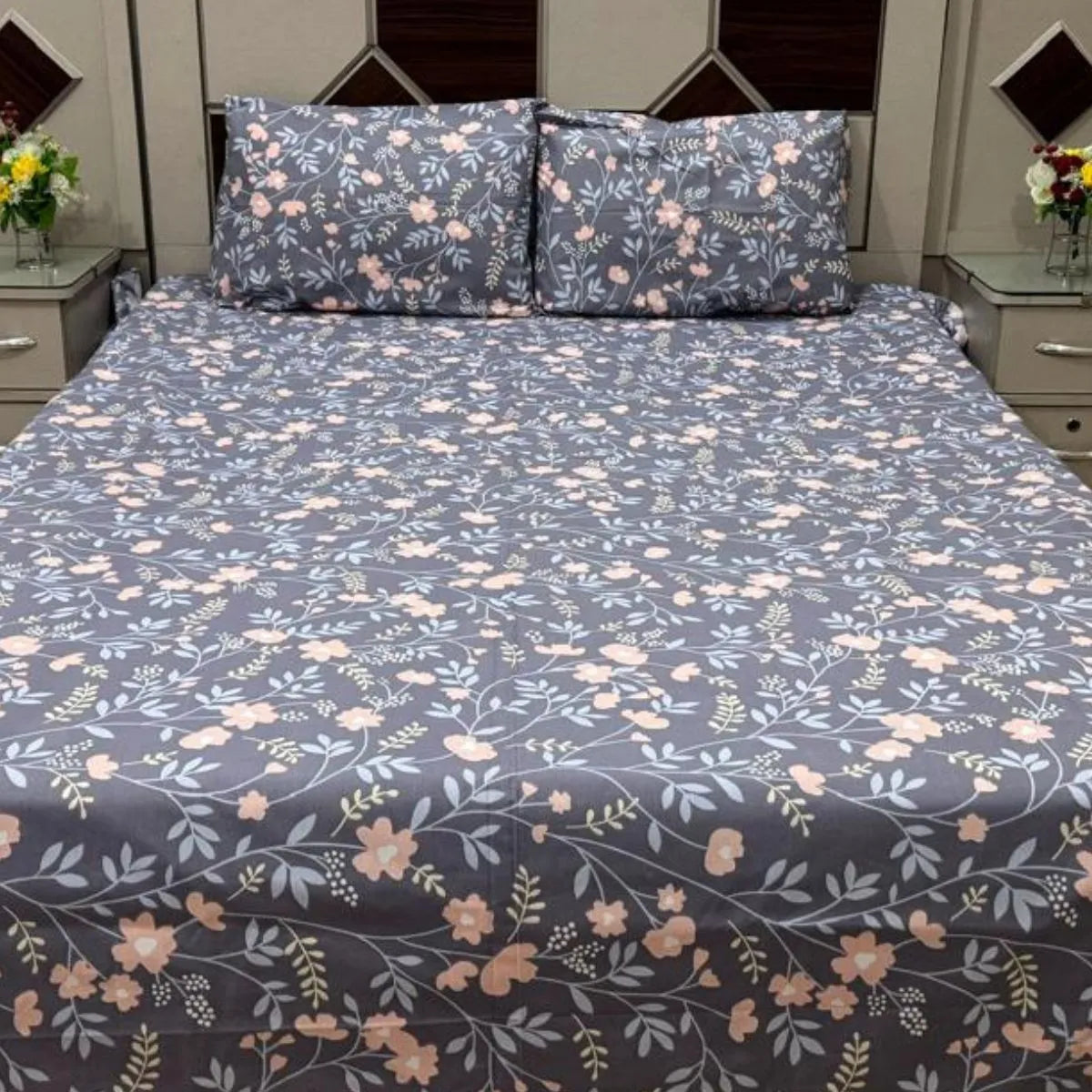 Elegant Grey Floral Bedsheet