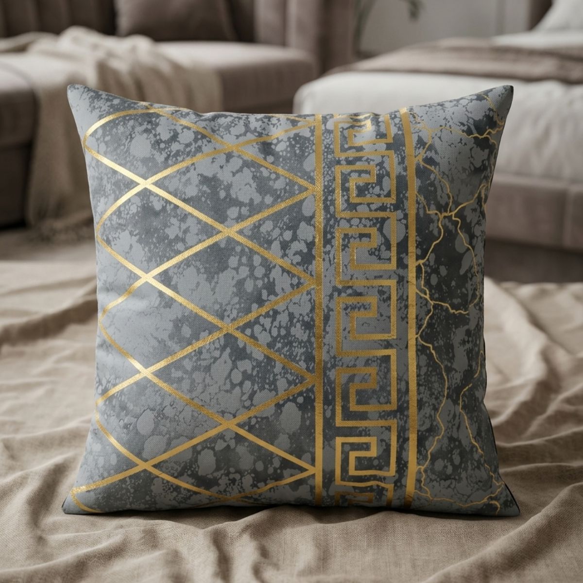Silver Royale Geometric Cushion