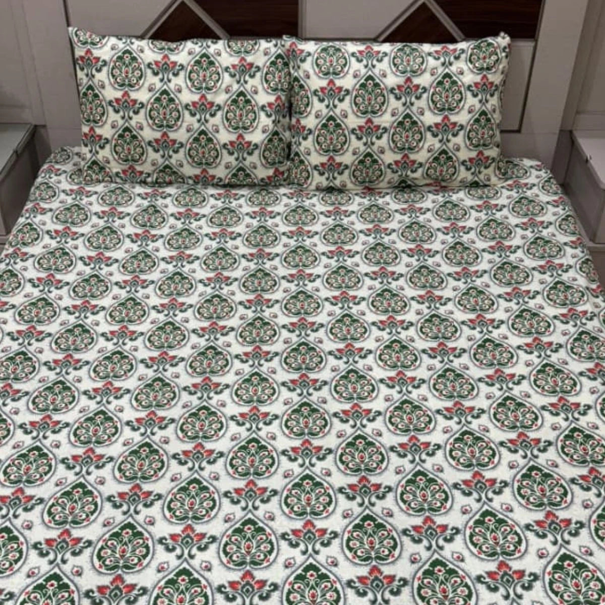 Royal Green Bloom Bedsheet