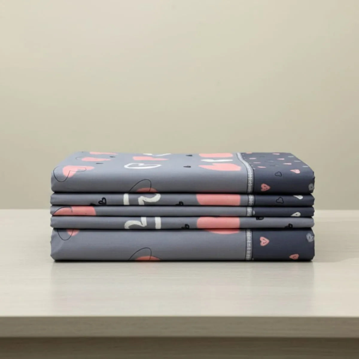 Love Dots & Hearts Bedsheet