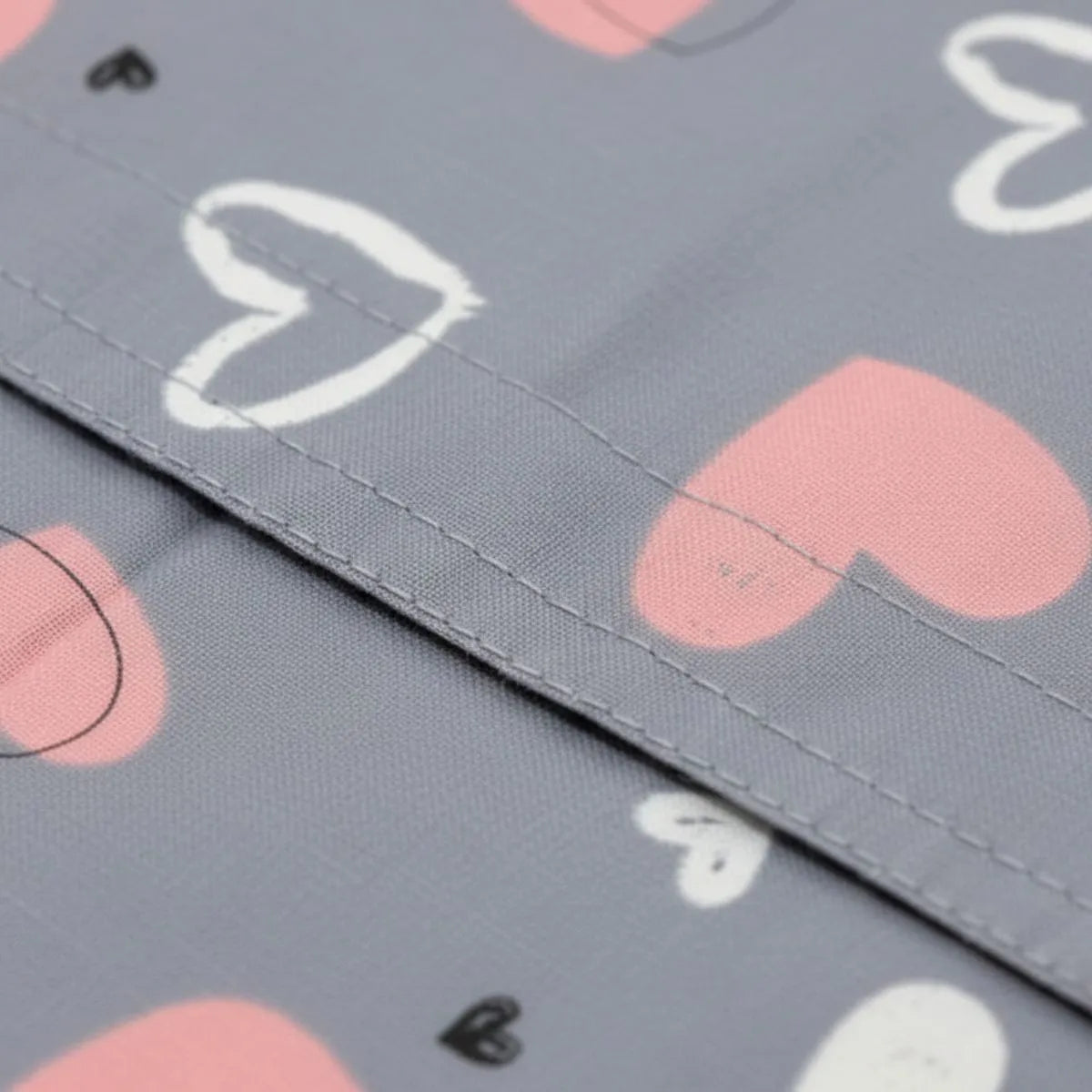 Love Dots & Hearts Bedsheet